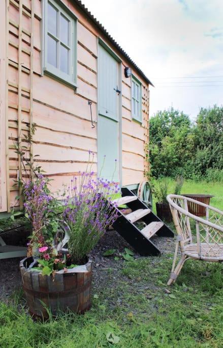 The Shepherds Hut Shrewsbury Eksteriør billede