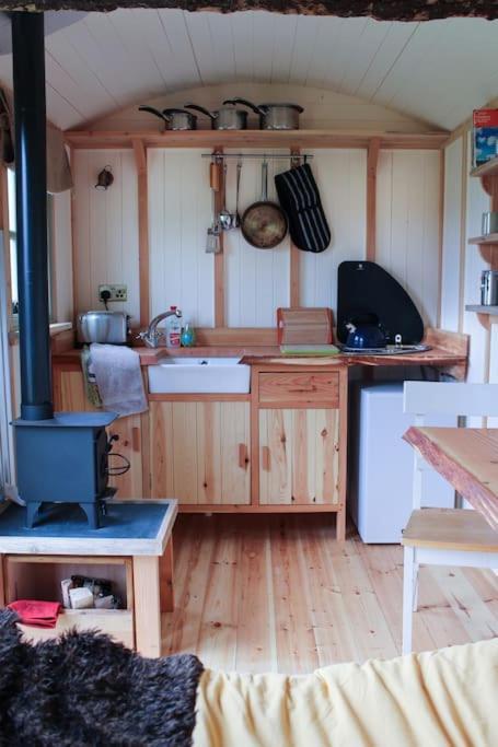 The Shepherds Hut Shrewsbury Eksteriør billede